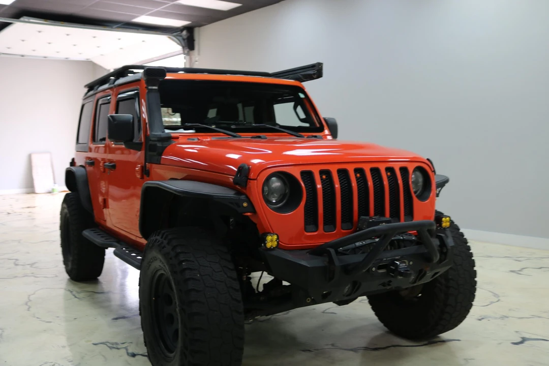 2019 Jeep JL Wrangler - Image 6 of 31