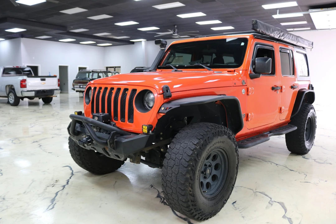 2019 Jeep JL Wrangler - Image 3 of 31