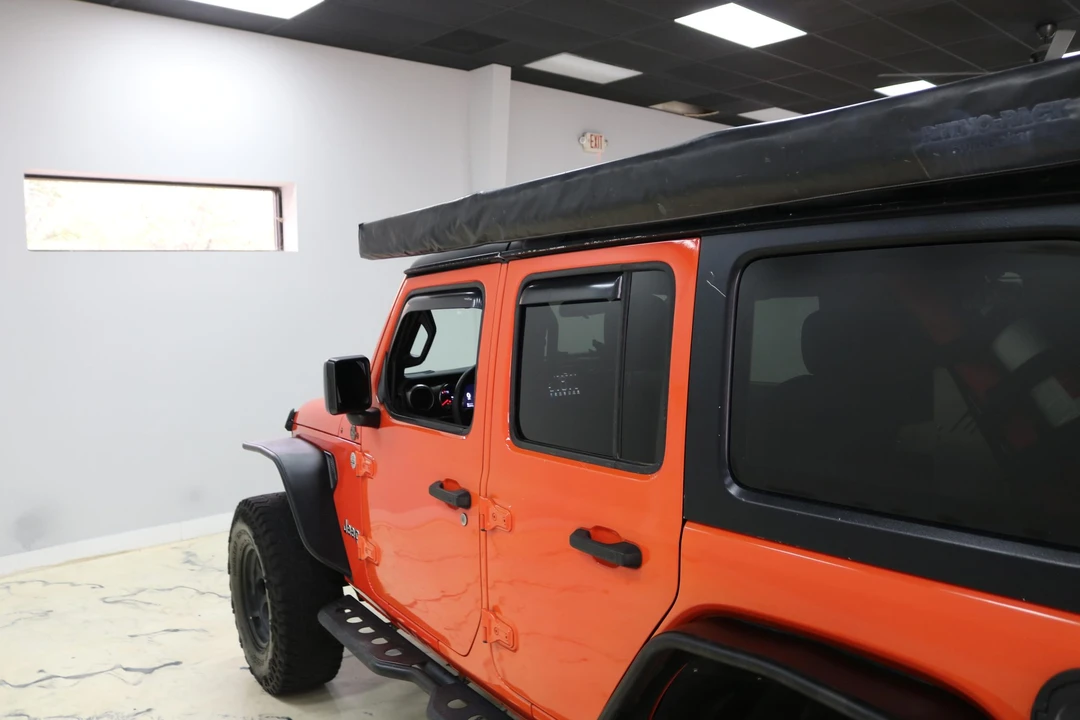 2019 Jeep JL Wrangler - Image 24 of 31