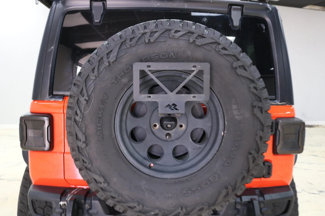 2019 Jeep JL Wrangler - Image 16 of 31
