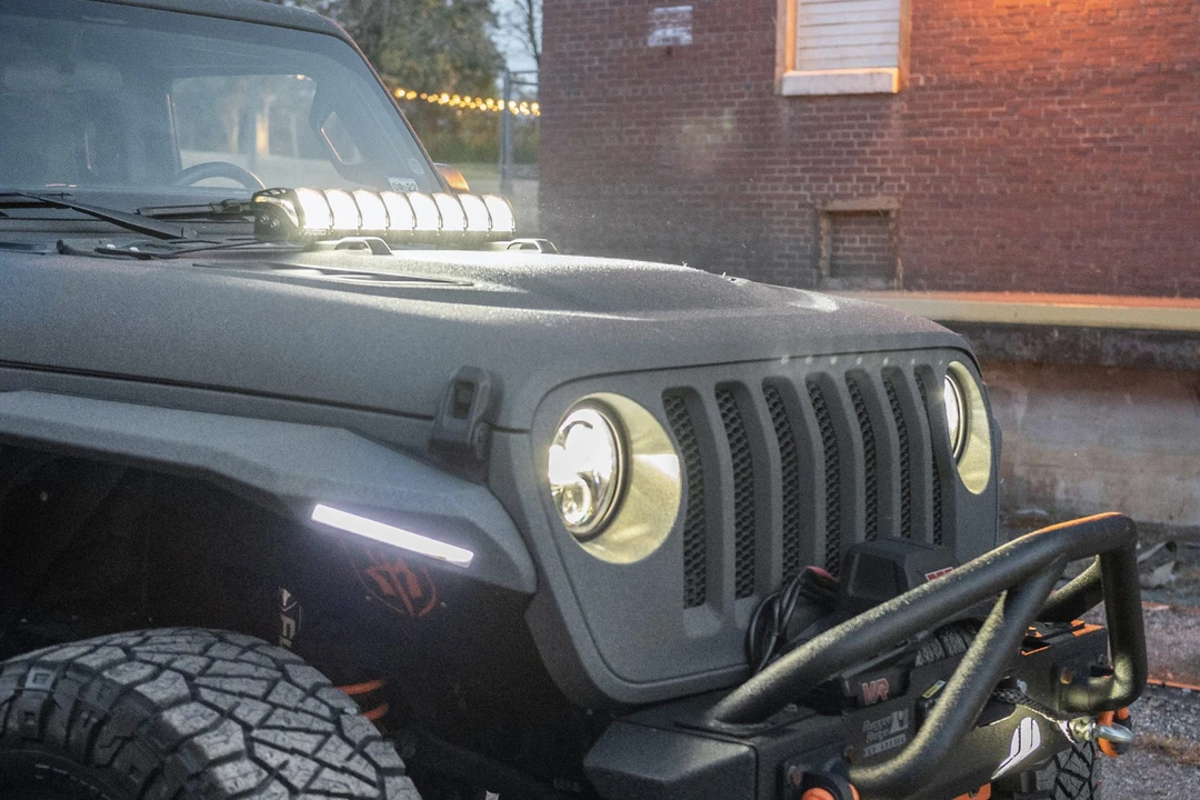2019 Jeep JL Wrangler - Image 12 of 31