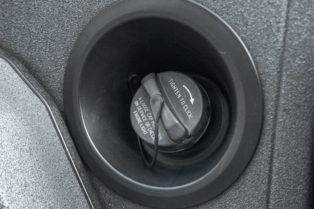 2019 Jeep JL Wrangler - Image 26 of 31