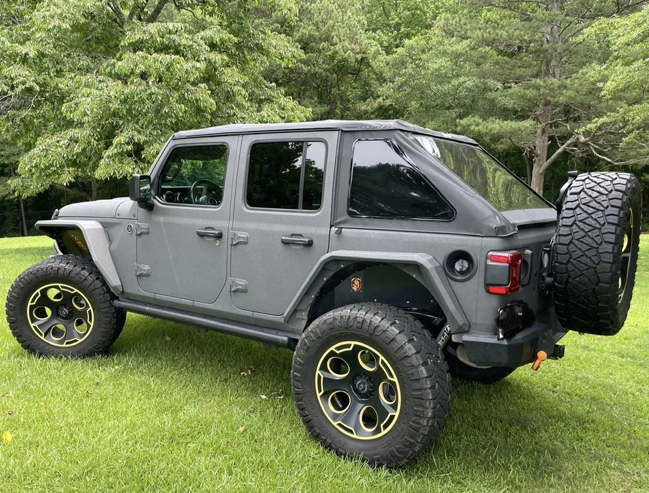 2019 Jeep JL Wrangler - Image 4 of 31