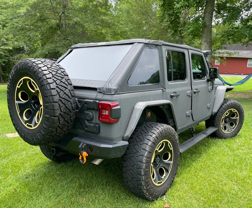 2019 Jeep JL Wrangler - Image 7 of 31