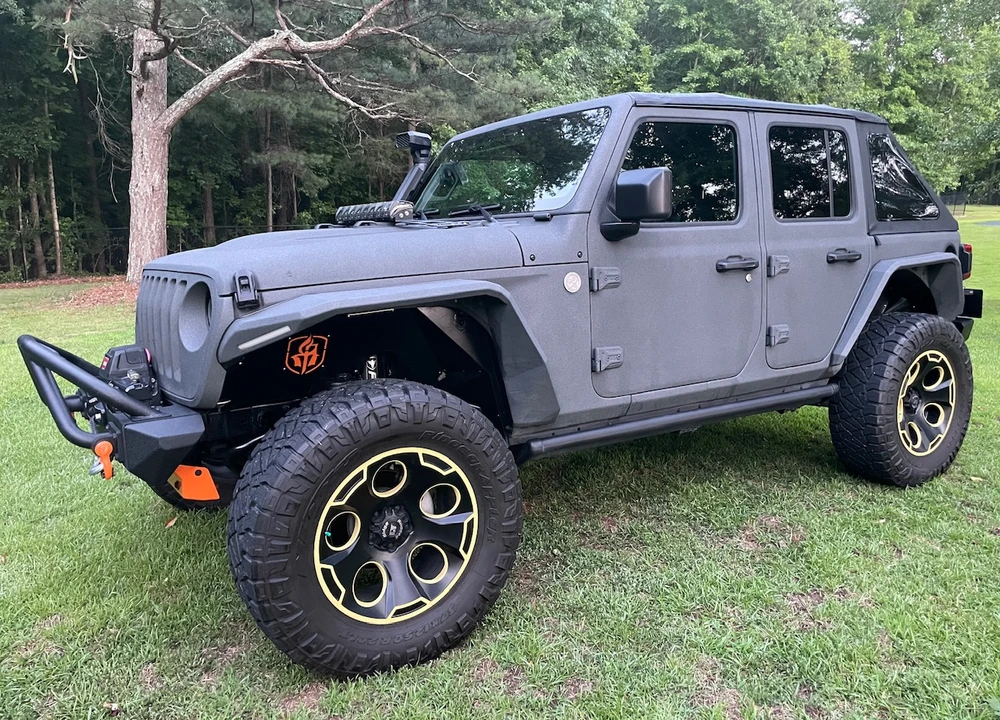 2019 Jeep JL Wrangler - Image 9 of 31