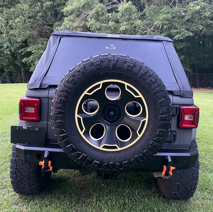 2019 Jeep JL Wrangler - Image 18 of 31
