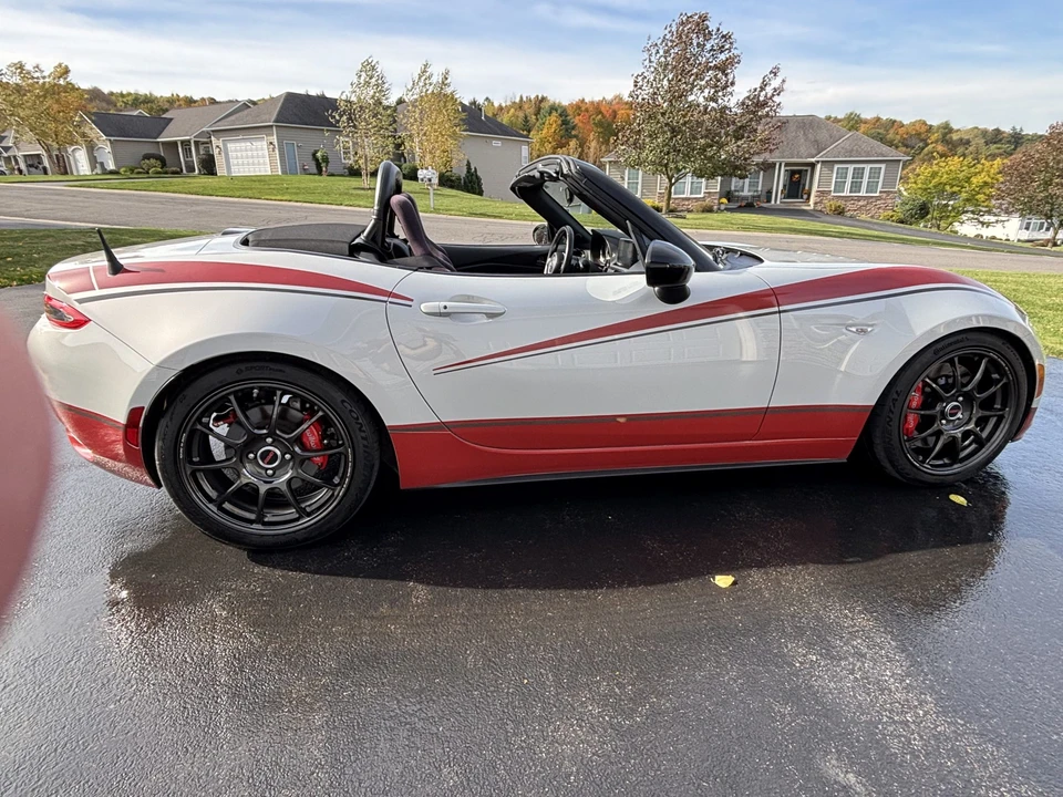 2019 Mazda ND MX-5 Miata - Image 15 of 31