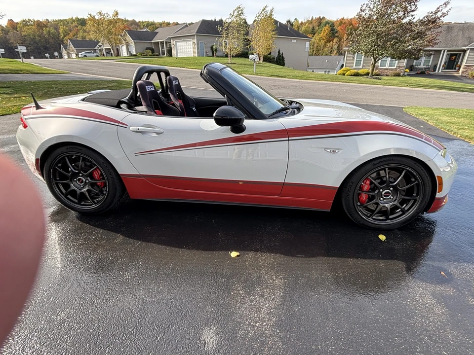 2019 Mazda ND MX-5 Miata - Image 16 of 31