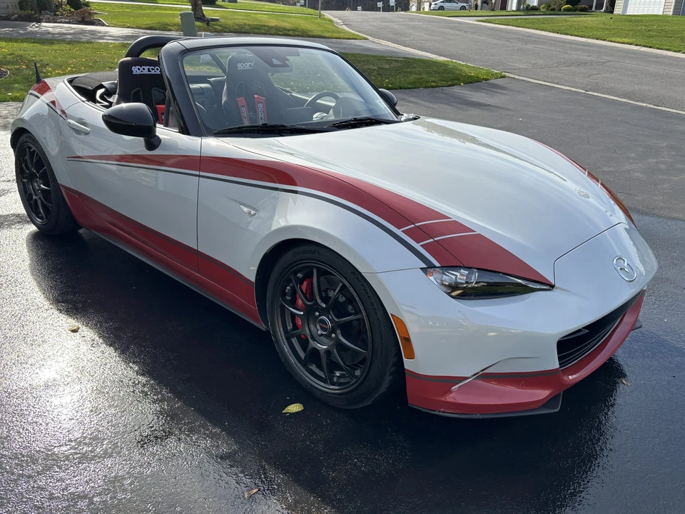 2019 Mazda ND MX-5 Miata - Image 3 of 31