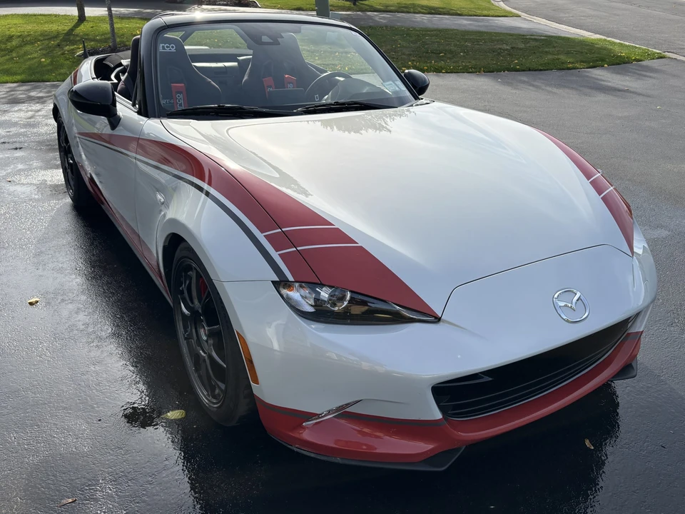 2019 Mazda ND MX-5 Miata - Image 4 of 31