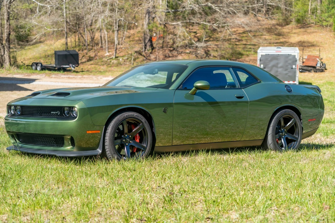 2020 Dodge Challenger SRT Hellcat 3rd Gen - Image 5 of 31