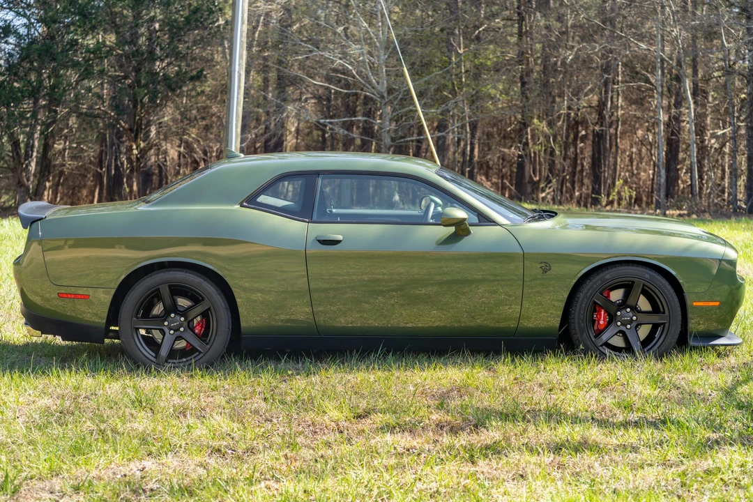 2020 Dodge Challenger SRT Hellcat 3rd Gen - Image 11 of 31
