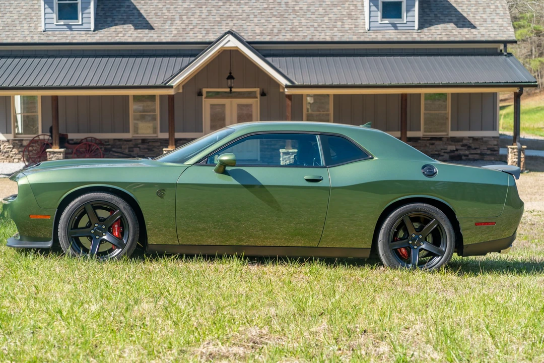 2020 Dodge Challenger SRT Hellcat 3rd Gen - Image 6 of 31