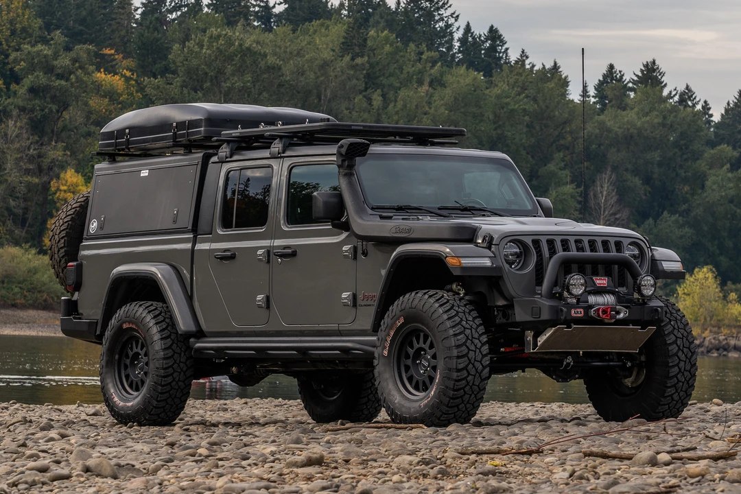 2020 Jeep JT Gladiator - Image 2 of 31