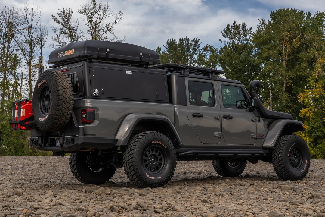 2020 Jeep JT Gladiator - Image 19 of 31