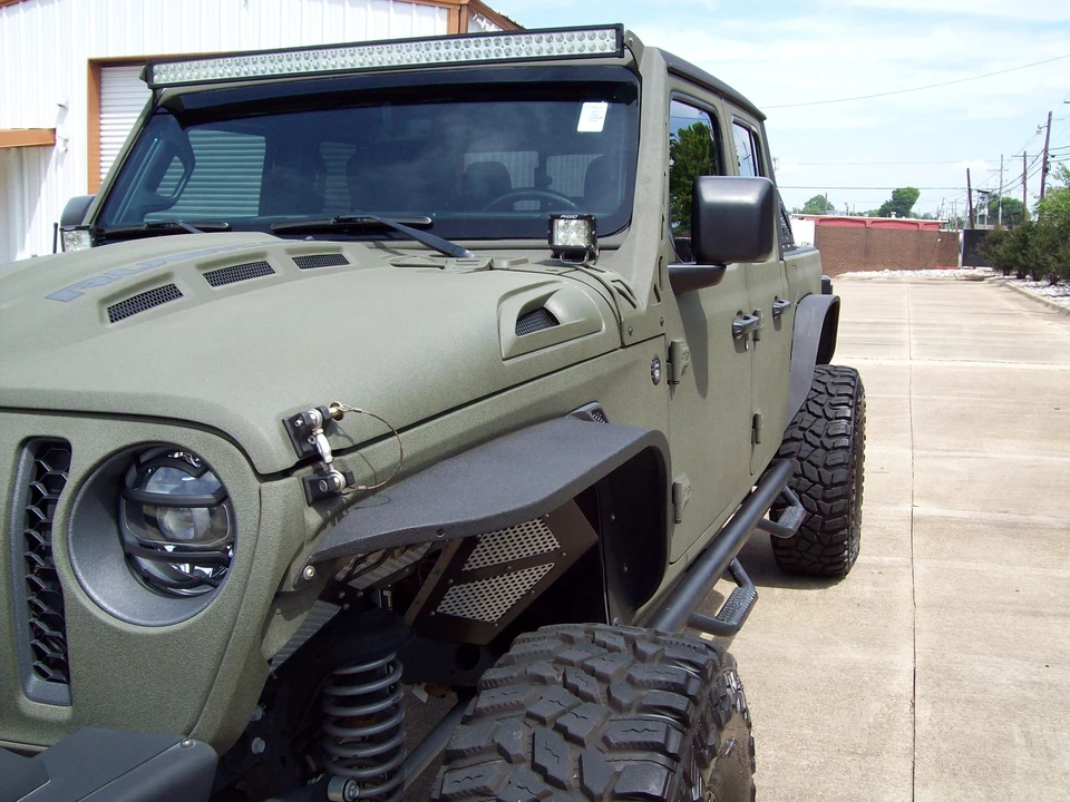2020 Jeep JT Gladiator - Image 11 of 31