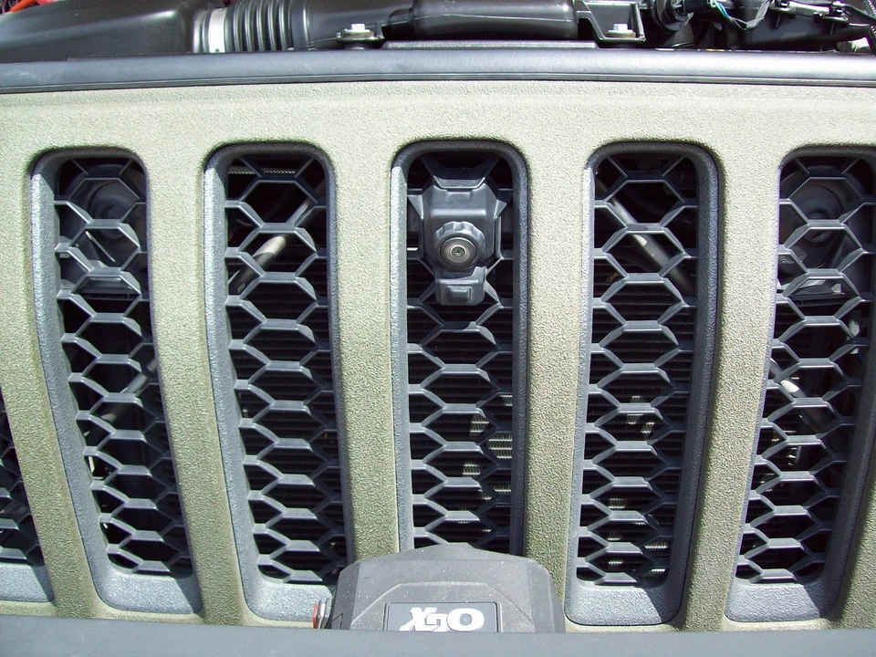 2020 Jeep JT Gladiator - Image 15 of 31