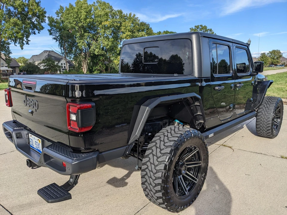 2020 Jeep JT Gladiator - Image 21 of 31