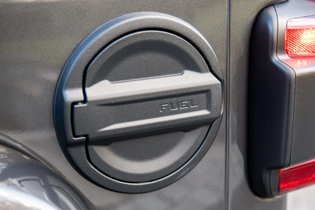 2021 Jeep JL Wrangler - Image 15 of 31
