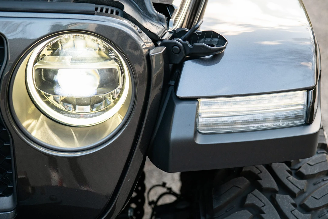 2021 Jeep JL Wrangler - Image 19 of 31