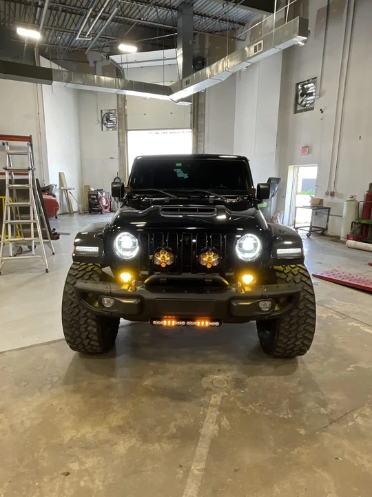 2021 Jeep JL Wrangler - Image 4 of 31