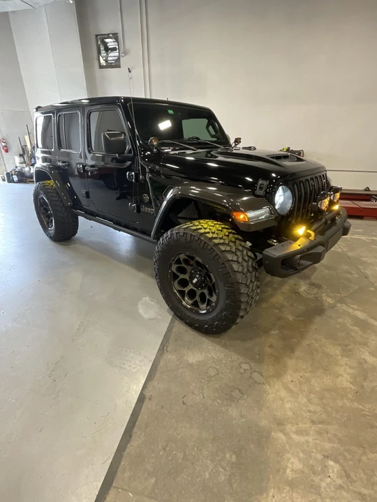 2021 Jeep JL Wrangler - Image 9 of 31