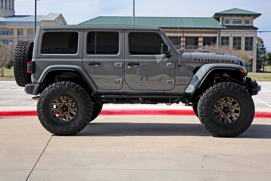 2021 Jeep JL Wrangler - Image 10 of 31