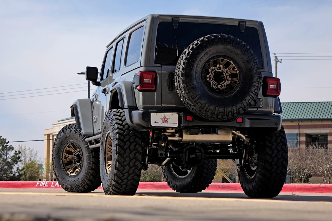 2021 Jeep JL Wrangler - Image 14 of 31