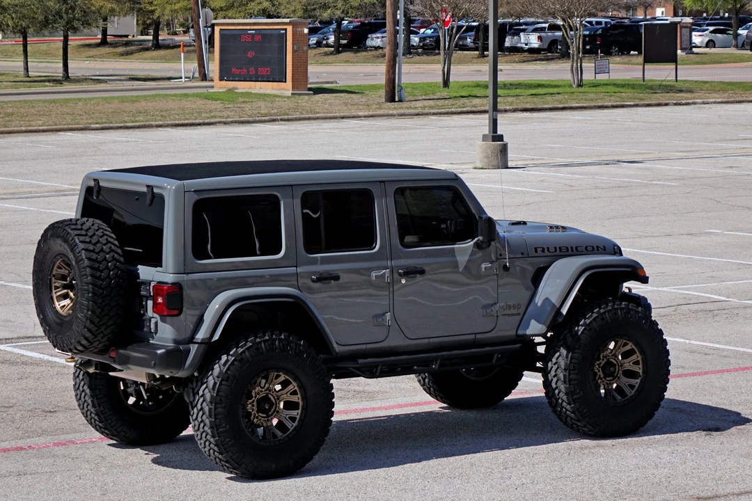 2021 Jeep JL Wrangler - Image 11 of 31