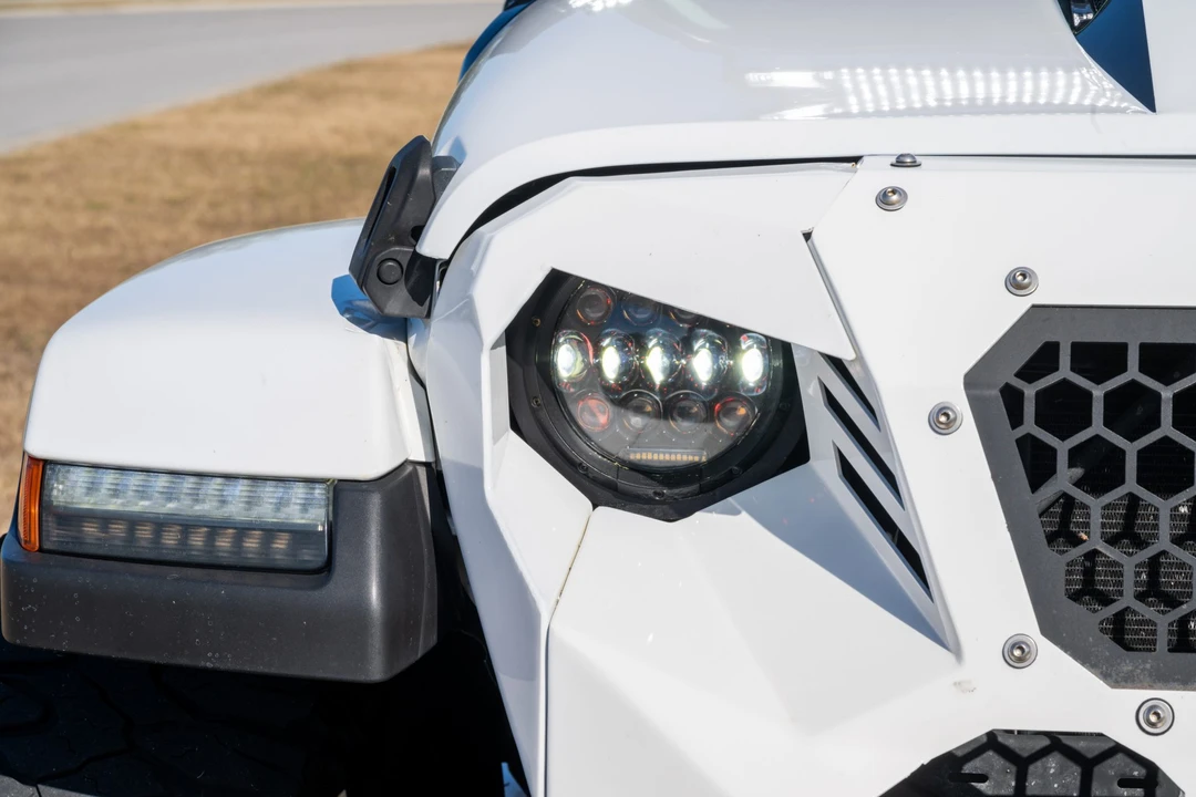 2021 Jeep JL Wrangler - Image 14 of 31