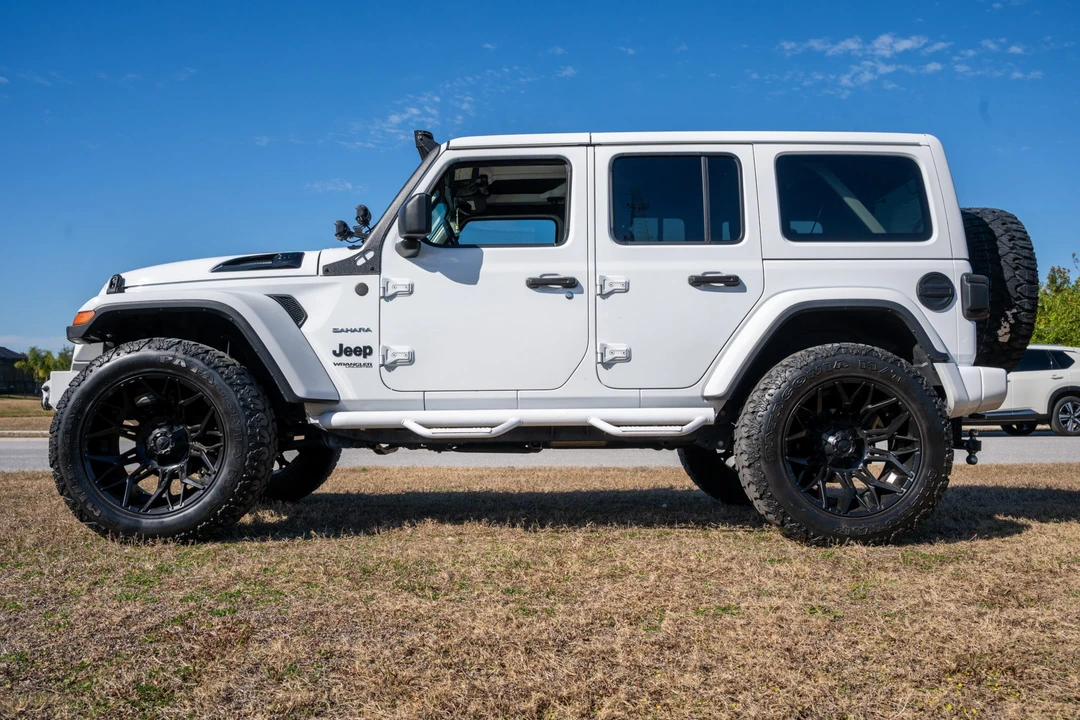 2021 Jeep JL Wrangler - Image 3 of 31