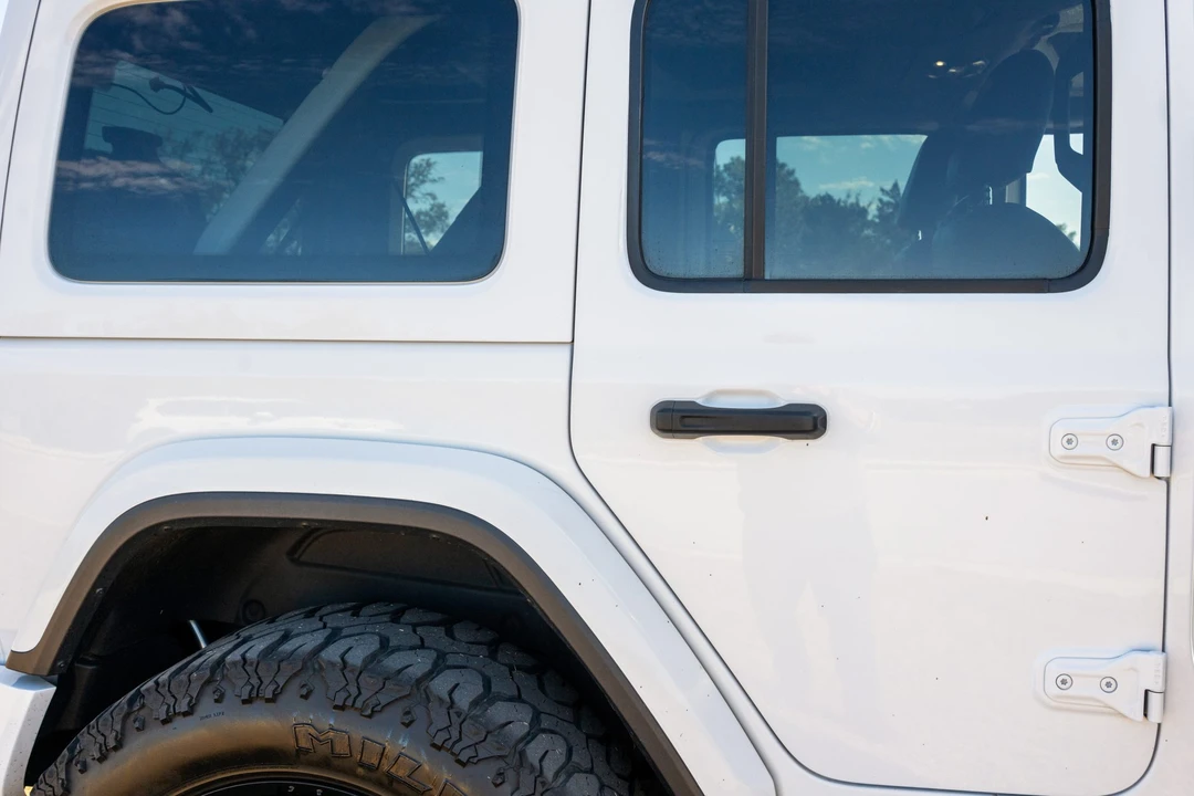 2021 Jeep JL Wrangler - Image 27 of 31