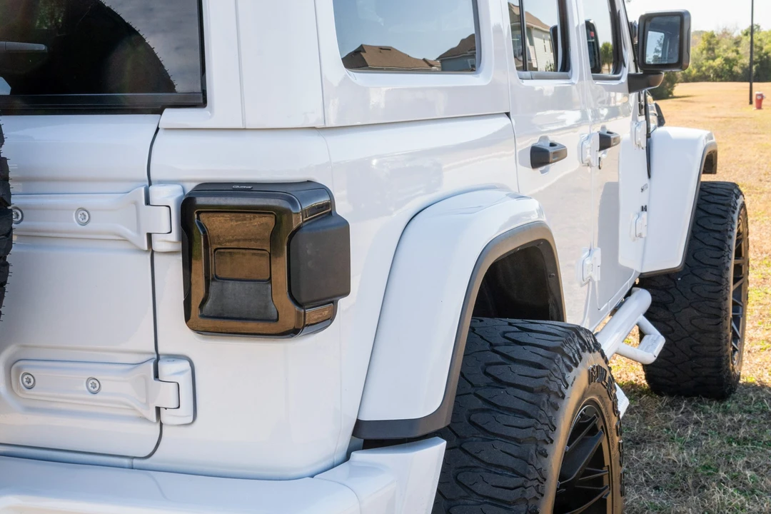 2021 Jeep JL Wrangler - Image 11 of 31