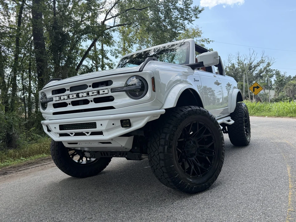 2022 Ford Bronco 6th Gen - Image 30 of 31