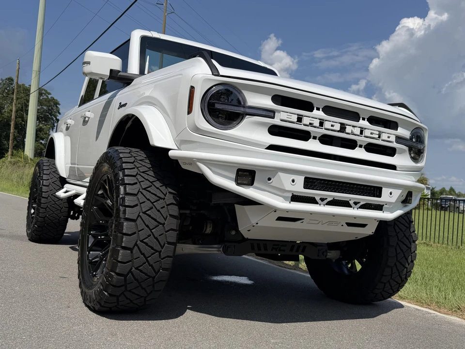 2022 Ford Bronco 6th Gen - Image 27 of 31