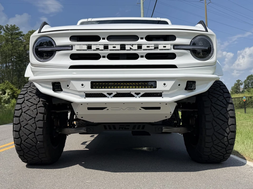 2022 Ford Bronco 6th Gen - Image 28 of 31