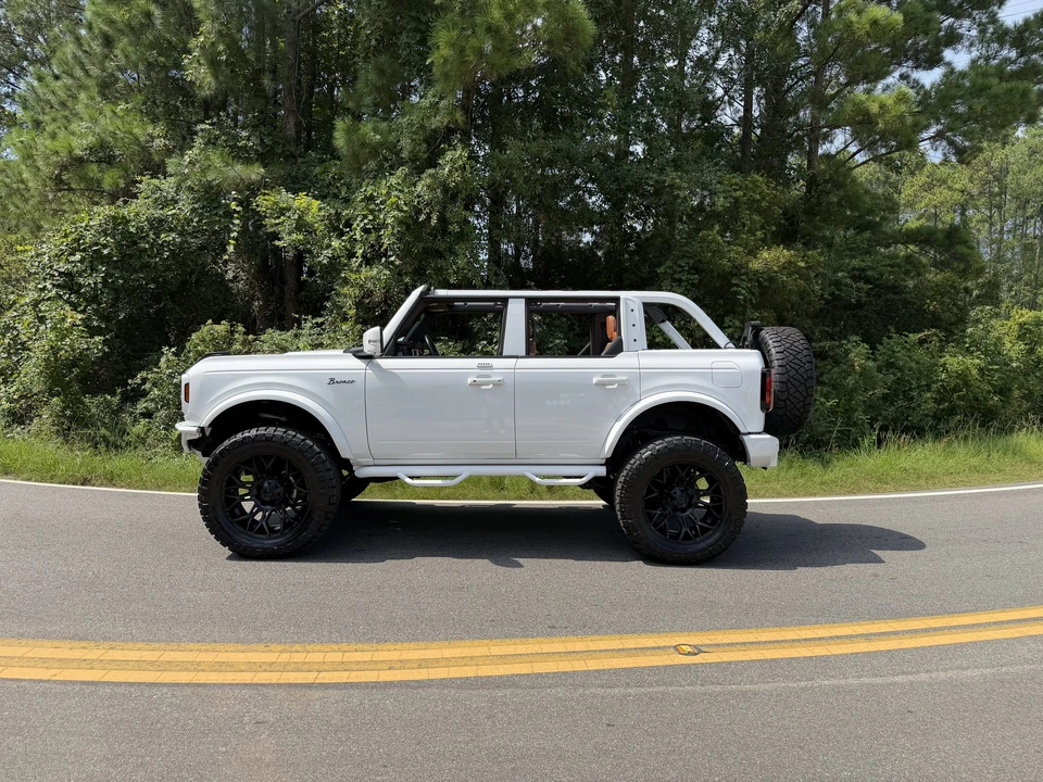 2022 Ford Bronco 6th Gen - Image 14 of 31