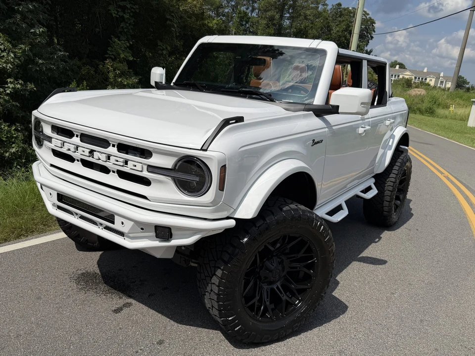 2022 Ford Bronco 6th Gen - Image 7 of 31