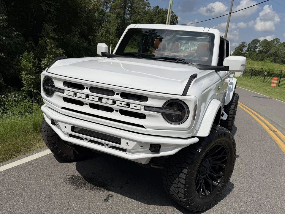 2022 Ford Bronco 6th Gen - Image 2 of 31
