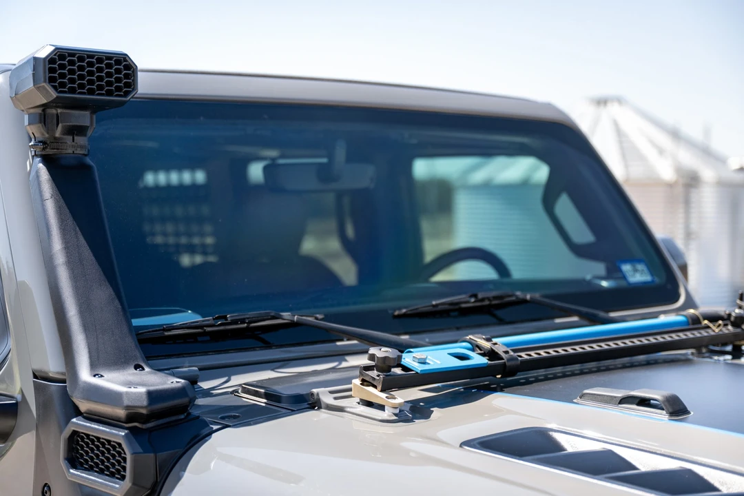 2022 Jeep JL Wrangler - Image 18 of 31