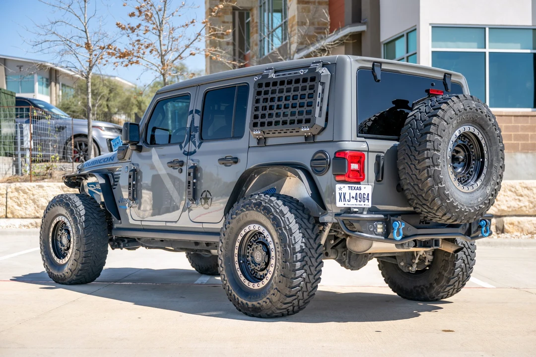 2022 Jeep JL Wrangler - Image 9 of 31