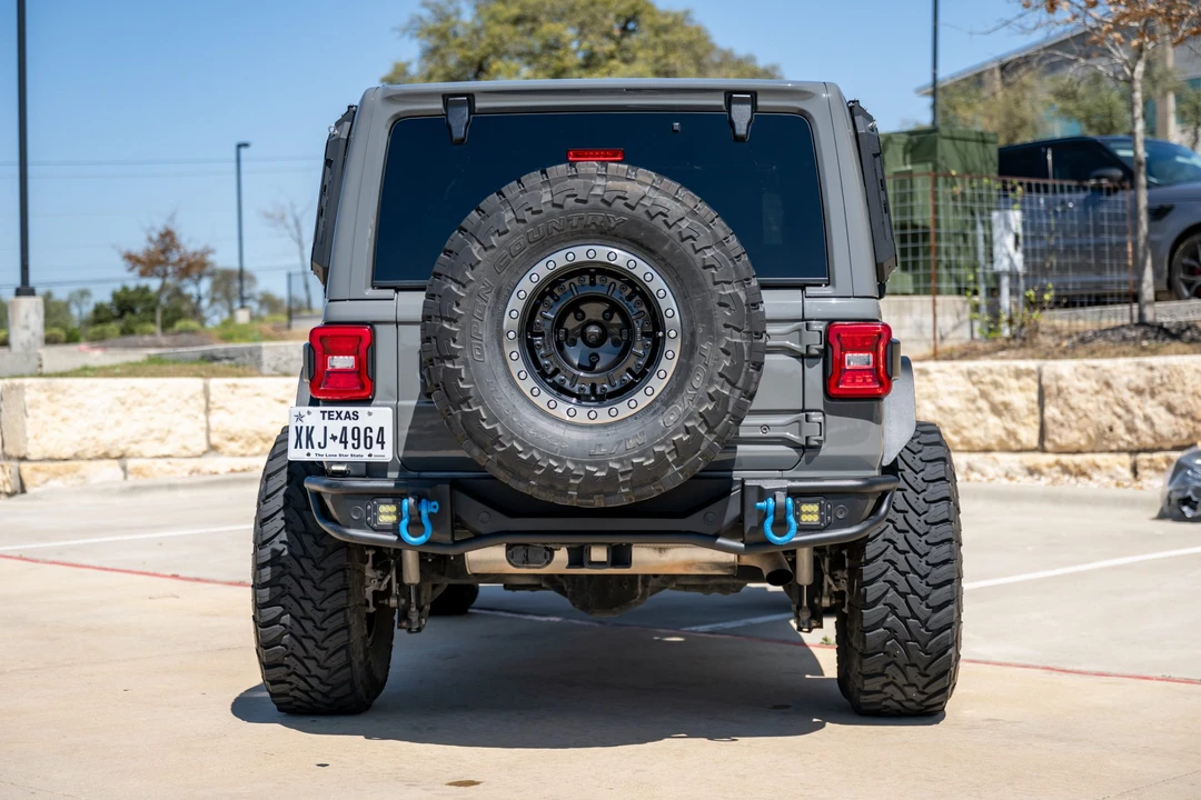 2022 Jeep JL Wrangler - Image 8 of 31