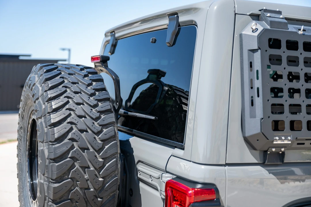 2022 Jeep JL Wrangler - Image 19 of 31