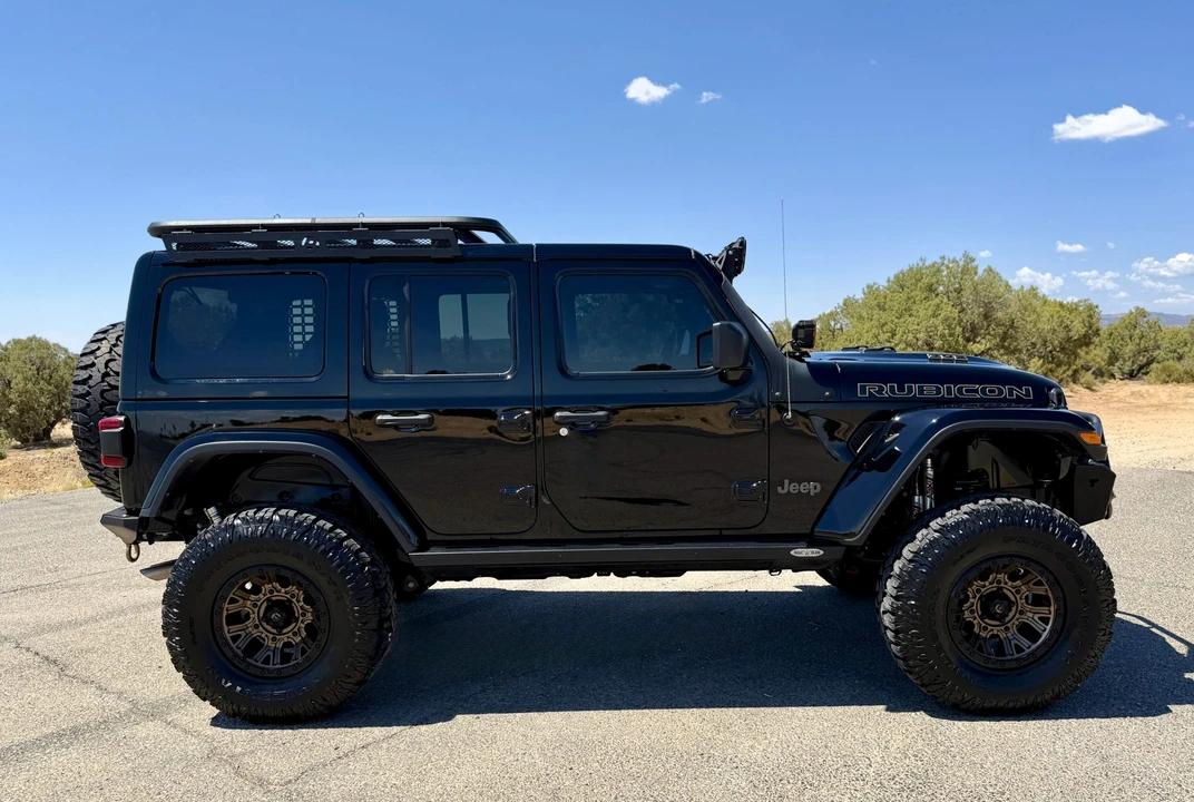 2022 Jeep JL Wrangler - Image 9 of 31