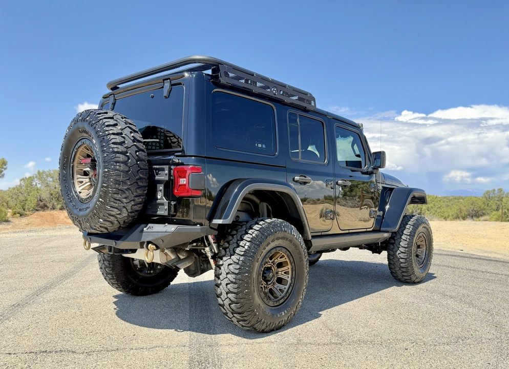 2022 Jeep JL Wrangler - Image 12 of 31