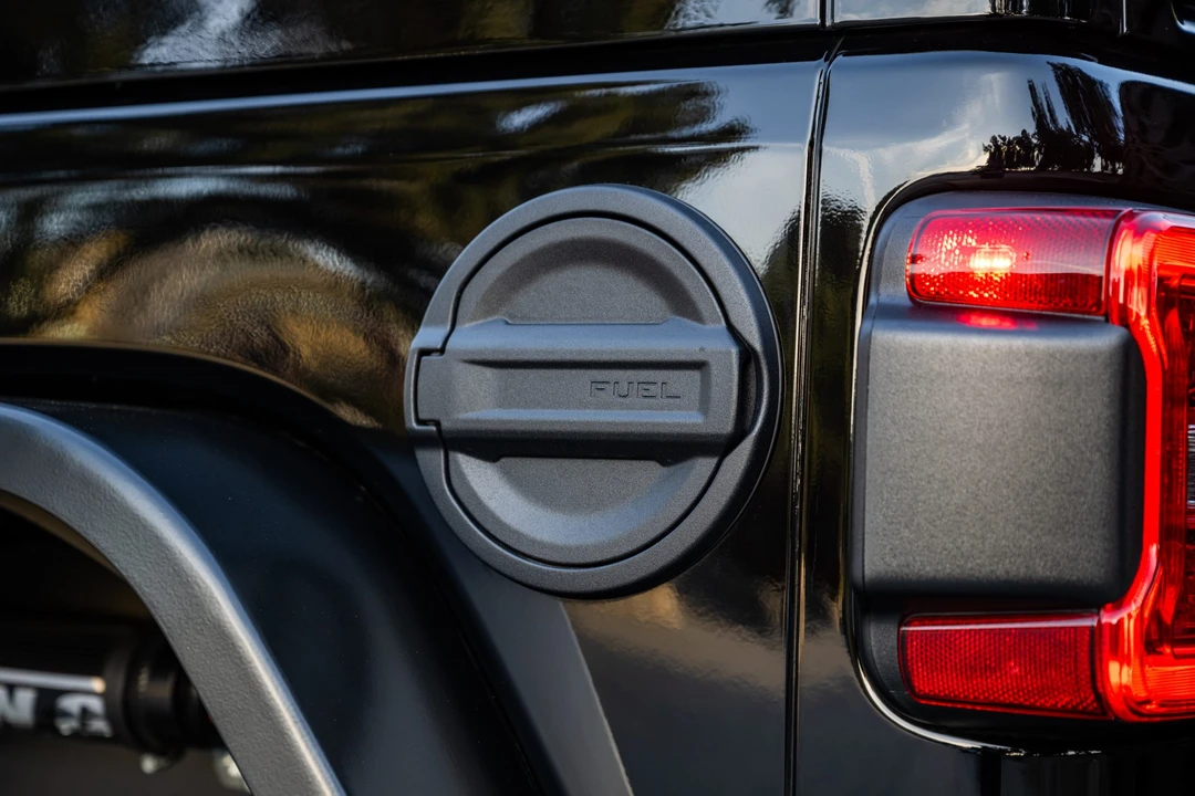 2022 Jeep JL Wrangler - Image 26 of 31