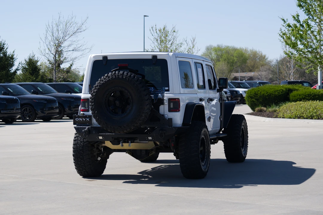2022 Jeep JL Wrangler - Image 9 of 31