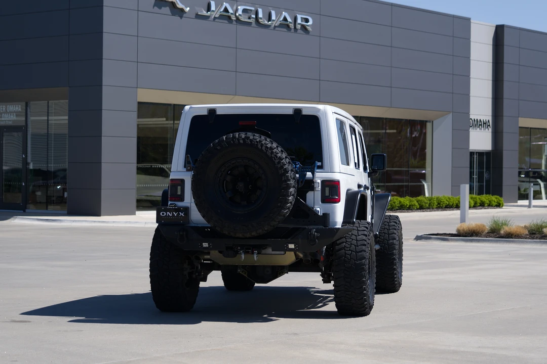 2022 Jeep JL Wrangler - Image 8 of 31