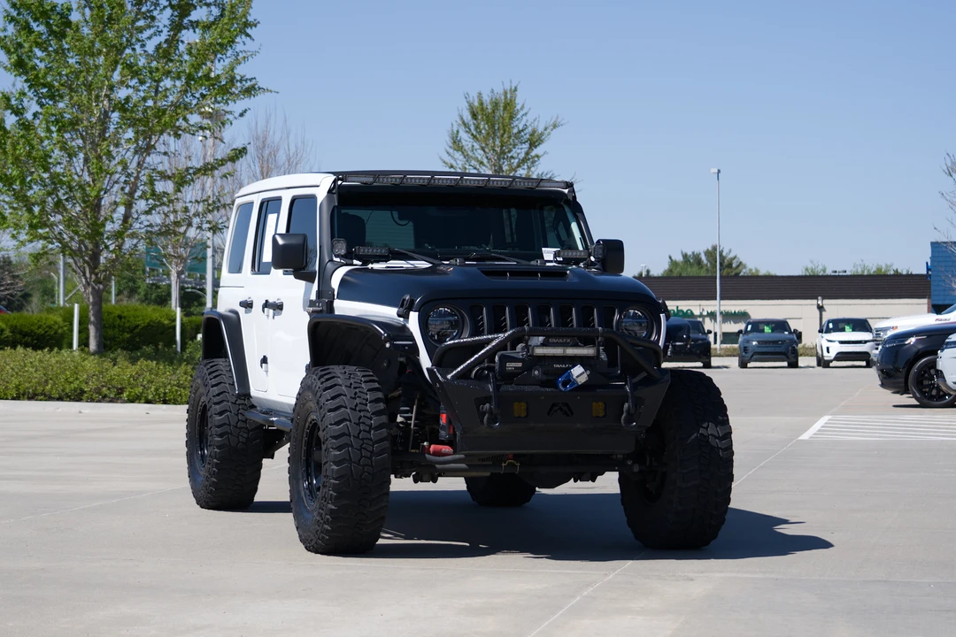 2022 Jeep JL Wrangler - Image 17 of 31