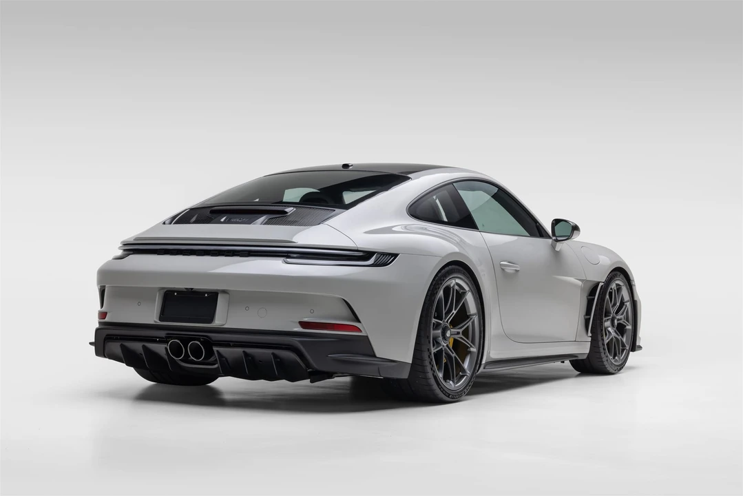 2022 Porsche 992 GT3 Touring - Image 12 of 31